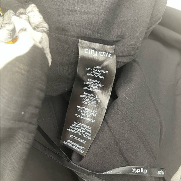 CITY CHIC Jumpsuit SZ 14 Black White Yellow Crepe Floral Print Off The Shoulder - Picture 11 of 13